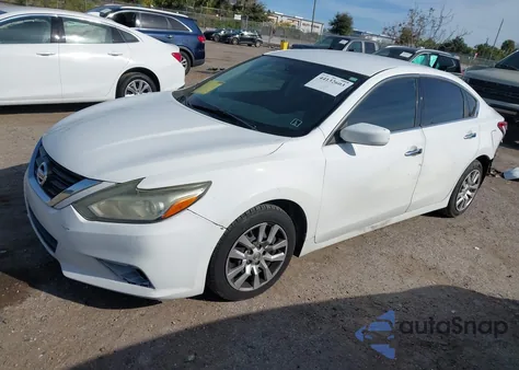 2016 Nissan Altima 2.5 S z USA, uszkodzony, nr VIN 1N4AL3AP6GN372177
